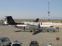 C-FMDW @ YVR - A sunny and busy day at Vancouver International - by Micha Lueck