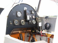D-MNVF @ POREC - The cockpit of the D-MNVF - by G van Gils