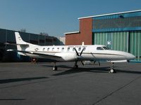 910502 @ CGN - rare visitor - by Wolfgang Zilske