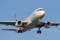 C-FDRP @ LAX - Air Canada C-FDRP (FLT ACA787) from Lester B Pearson Int'l (CYYZ) on final approach to RWY 24R. - by Dean Heald
