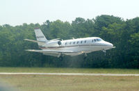 N643QS @ HTO - Just about to land RWY 28. - by Stephen Amiaga