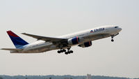 N860DA @ ATL - Departing Runway 9R - by Michael Martin