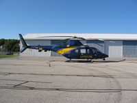 N432UM @ MGN - MEEEEECHIGAN - by Geoffrey