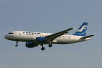 OH-LXK @ BRU - descending to rwy 25L - by Daniel Vanderauwera