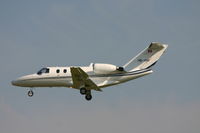 HB-VNP @ BRU - descending to rwy 25L - by Daniel Vanderauwera