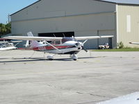 N2504R @ VNC - on ramp - by Jack Suske