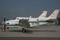 OE-FHM @ VIE - Beech 90 King Air - by Yakfreak - VAP