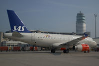 OY-KBP @ VIE - SAS Airbus 319 - by Yakfreak - VAP