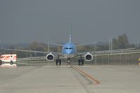 D-AHFH @ MUC - Hapagfly Boeing 737-800 - by Yakfreak - VAP