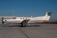 HB-FPC @ VIE - Pilatus PC12 - by Yakfreak - VAP