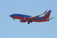 N232WN @ KMCO - Boeing 737-700 - by Mark Pasqualino