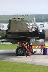 V5-NCF @ SZG - Red Bull DC6 - by Yakfreak - VAP