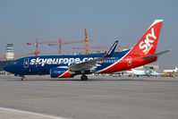 OM-NGK @ VIE - Sky Europe Boeing 737-700 - by Yakfreak - VAP
