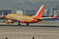 N746SW @ KLAS - Southwest Airlines / 1999 Boeing 737-7H4 - by Brad Campbell