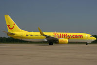 D-AHFQ @ CGN - visitor - by Wolfgang Zilske