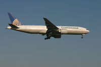 N78017 @ BRU - flight CO060 is descending to rwy 02 - by Daniel Vanderauwera
