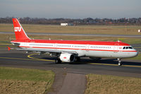 D-ALSC @ DUS - Taxiing to the runway - by Micha Lueck