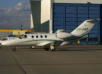 T7-FRA @ CGN - visitor - by Wolfgang Zilske