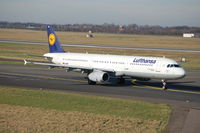D-AISF @ DUS - Taxiing to the runway - by Micha Lueck