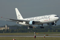 OE-LAT @ VIE -  - by Gerhard Vysocan - VAP