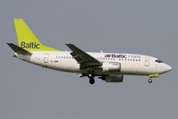 YL-BBM @ VIE - Air Baltic B737-500 - by Andy Graf-VAP