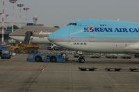 HL7601 @ BRU - pushed-back to leave apron - by Daniel Vanderauwera