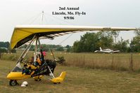 UNKNOWN @ 0R2 - ???? Airborne XT XT912 - by J J Sauer