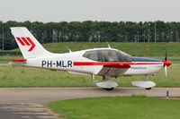 PH-MLR @ EHLE - Everybody's got to learn sometimes. - by Ron Baak