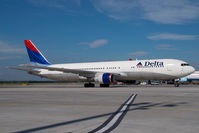 N186DN @ VIE - Delta Airlines Boeing 767-300 - by Yakfreak - VAP
