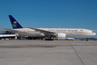 HZ-AKD @ VIE - Saudia Boeing 777-200 - by Yakfreak - VAP