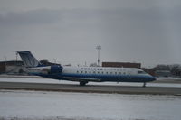 N982SW @ KFSD - CL-600-2B19 - by Mark Pasqualino