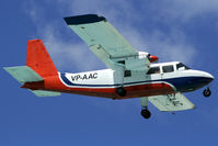 VP-AAC @ SXM - visitor - by Wolfgang Zilske
