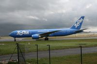 G-CZNA @ EGCC - Taken at Manchester Airport on a typical showery April day - by Steve Staunton