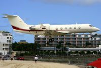 N770SC @ SXM - visitor - by Wolfgang Zilske