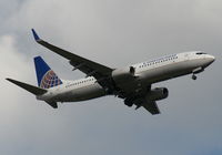 N18220 @ MCO - Continental - by Florida Metal