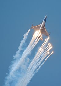 FA-131 @ EHLW - Nice display of the Belgian AF on the RNlAF Open House. - by Joop de Groot