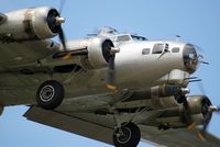 N5017N @ KAPA - Aluminum Overcast on final to 35R. - by Bluedharma