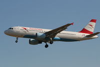 OE-LBT @ EBBR - flight OS351 is descending to rwy 25L - by Daniel Vanderauwera