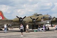 N900RW @ YIP - B-17 Thunderbird - by Florida Metal