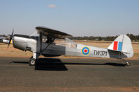 VH-ATS @ YTEM - / - by Nick Dean