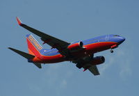 N785SW @ MCO - Southwest 737-700 - by Florida Metal