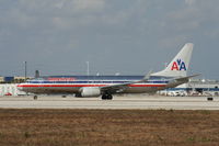 N901AN @ KMIA - Boeing 737-800 - by Mark Pasqualino