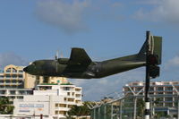 51 03 @ TNCM - fly by runway 09 - by daniel jef