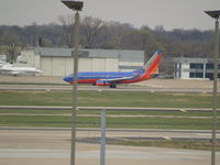 N726SW @ KSTL - JUST LANDED AT ST. lOUIS - by Gary Schenaman