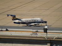 N195GL @ KSTL - HEADING TO RUNWAY - by Gary Schenaman