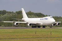 4X-AXK @ ELLX - lining up RW24 - by FBE