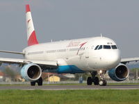 OE-LBA @ LOWG - . - by Martin Flock