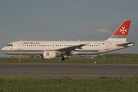 9H-AEN @ VIE - Air Malta Airbus 320 - by Yakfreak - VAP