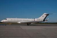 OE-IKM @ VIE - Globalexpress - by Yakfreak - VAP
