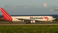 PH-MCH @ TNCC - Landing - by daniel jef